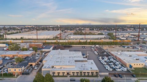 Photo of 1529 N 31st Avenue, Melrose Park, IL 60160 (MLS # 12492889) Photo of 1529 N 31st Avenue, Melrose Park, IL 60160 (MLS # 12492889)