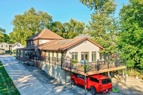 Tiny photo for 527 E Main Street, Ottawa, IL 61350 (MLS # 12635502)
