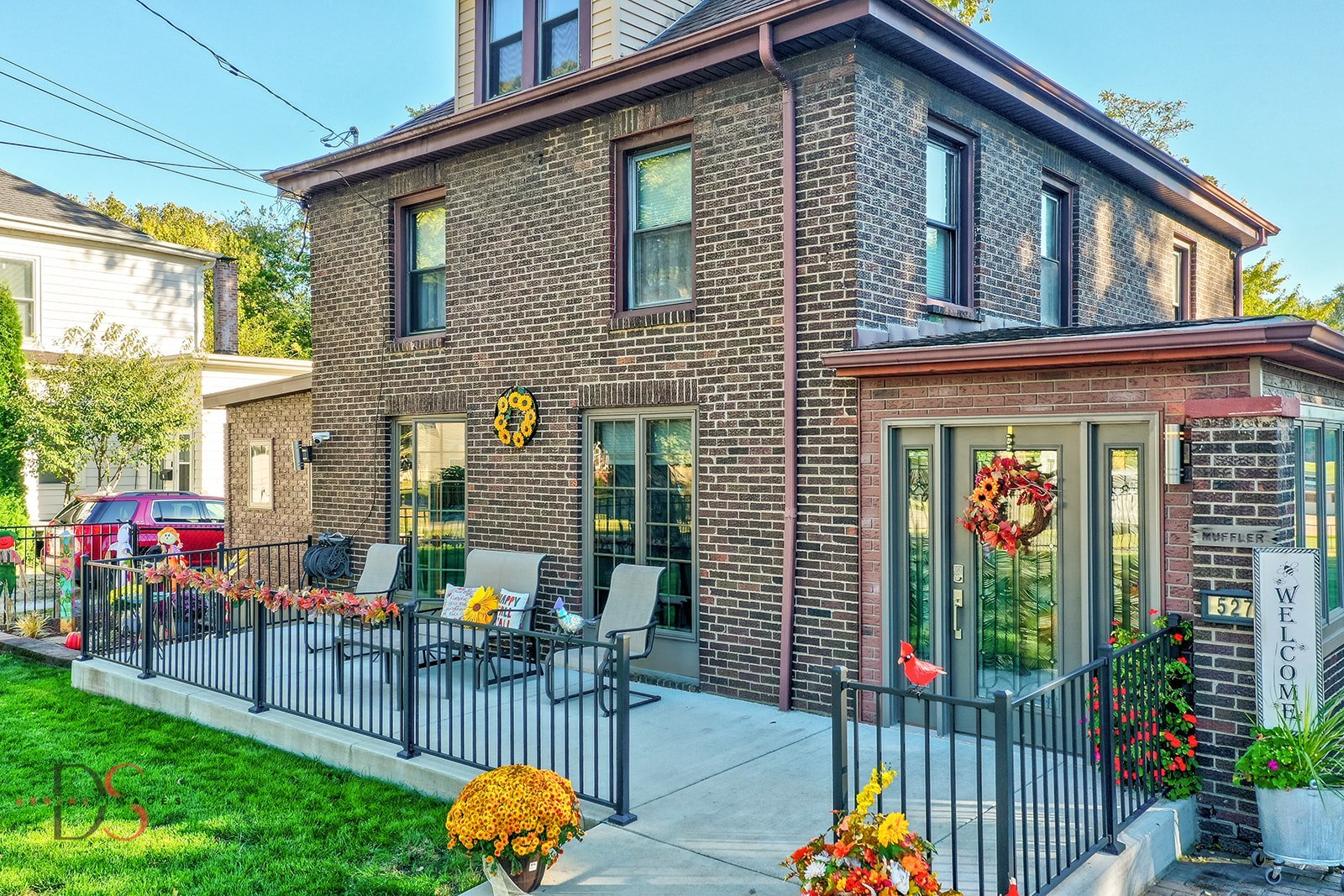 527 E Main Street