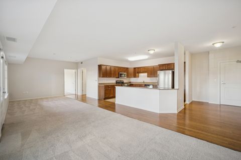 Tiny photo for 2220 Founders Drive #119, Northbrook, IL 60062 (MLS # 12503555)