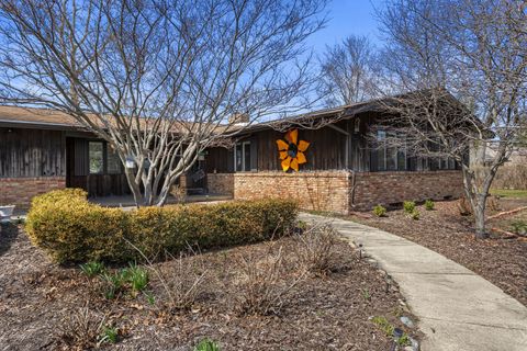 Tiny photo for 3301 S Prospect Avenue, Champaign, IL 61822 (MLS # 12591624)