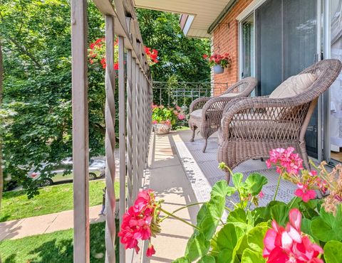 Tiny photo for 4229 N Keystone Avenue #3H, Chicago, IL 60641 (MLS # 12682691)