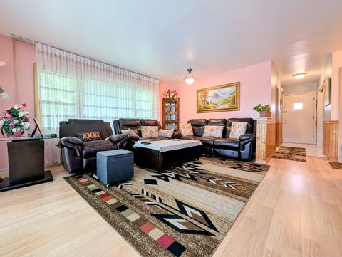 Tiny photo for 4229 N Keystone Avenue #3H, Chicago, IL 60641 (MLS # 12682691)