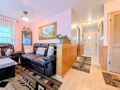 Tiny photo for 4229 N Keystone Avenue #3H, Chicago, IL 60641 (MLS # 12682691)