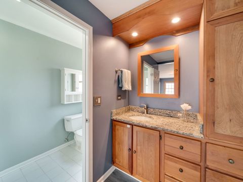 Tiny photo for 1341 Trinity Place, Libertyville, IL 60048 (MLS # 12586922)