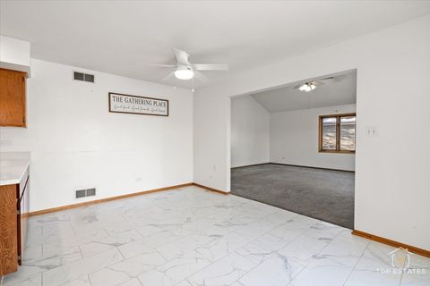 Tiny photo for 9410 Seton Place, Orland Park, IL 60467 (MLS # 12533780)