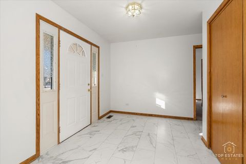 Tiny photo for 9410 Seton Place, Orland Park, IL 60467 (MLS # 12533780)