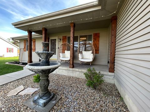 Tiny photo for 1711 Peri Drive, Mendota, IL 61342 (MLS # 12629732)