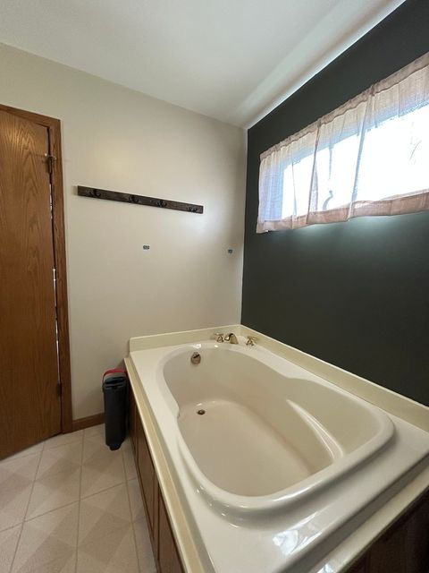 Tiny photo for 1711 Peri Drive, Mendota, IL 61342 (MLS # 12629732)