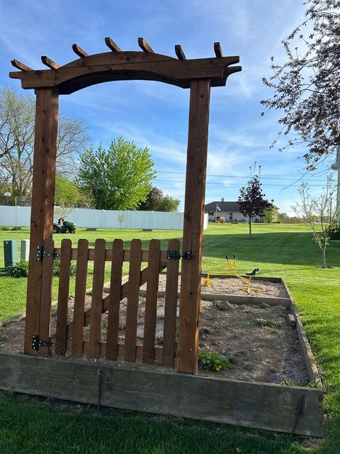 Tiny photo for 1711 Peri Drive, Mendota, IL 61342 (MLS # 12629732)