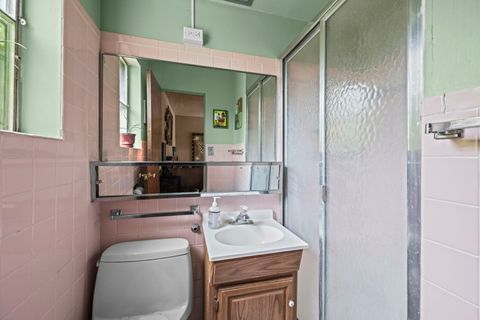 Tiny photo for 215 N Lincoln Lane, Arlington Heights, IL 60004 (MLS # 12659704)