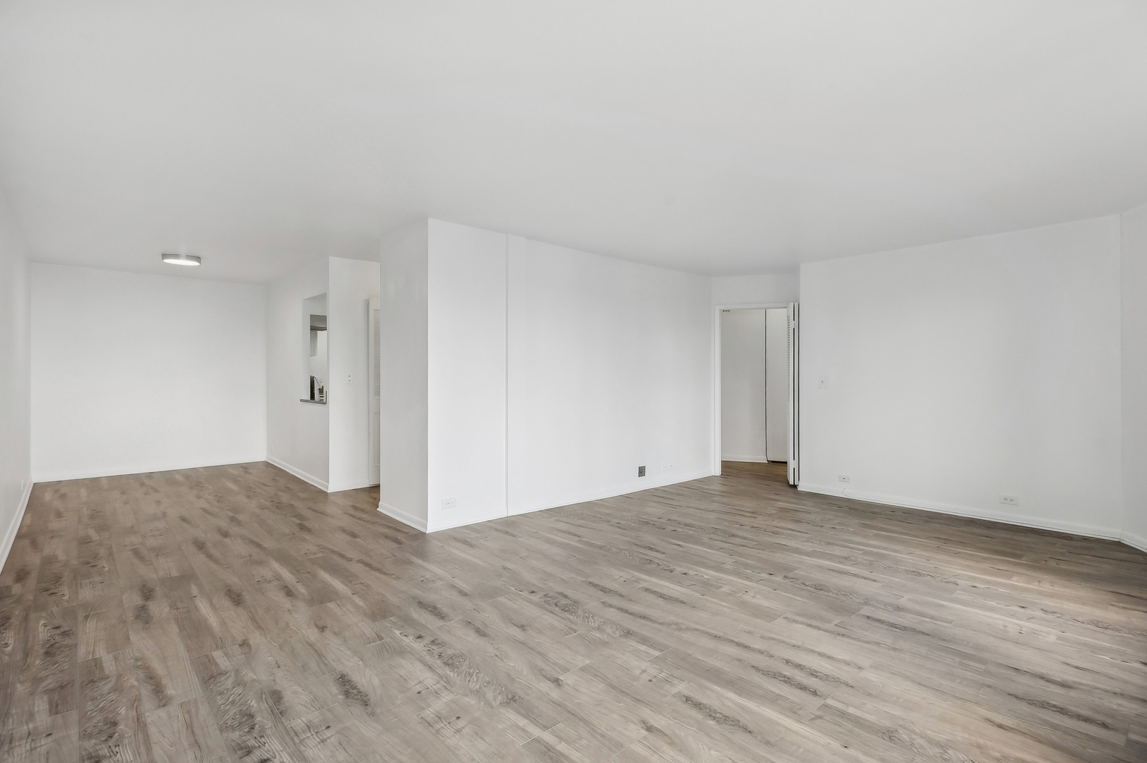 155 N HARBOR Drive 3614