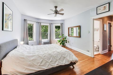 Tiny photo for 6203 N Oakley Street #1, Chicago, IL 60659 (MLS # 12668435)