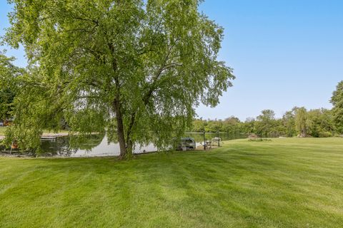 A home in South Barrington