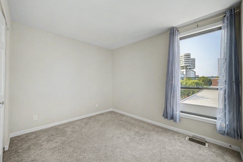 Tiny photo for 727 S Ashland Avenue #B, Chicago, IL 60607 (MLS # 12713375)