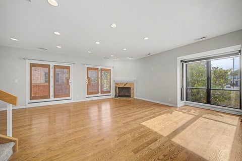 Tiny photo for 727 S Ashland Avenue #B, Chicago, IL 60607 (MLS # 12713375)