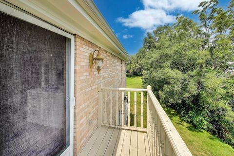 Tiny photo for 45 Willow Bay Drive, South Barrington, IL 60010 (MLS # 12490257)