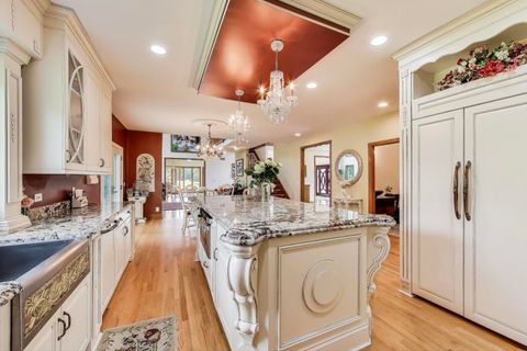 Tiny photo for 45 Willow Bay Drive, South Barrington, IL 60010 (MLS # 12490257)