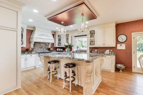 Tiny photo for 45 Willow Bay Drive, South Barrington, IL 60010 (MLS # 12490257)