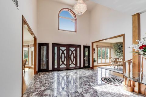 Tiny photo for 45 Willow Bay Drive, South Barrington, IL 60010 (MLS # 12490257)