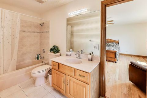 Tiny photo for 45 Willow Bay Drive, South Barrington, IL 60010 (MLS # 12490257)