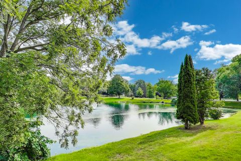 Tiny photo for 45 Willow Bay Drive, South Barrington, IL 60010 (MLS # 12490257)