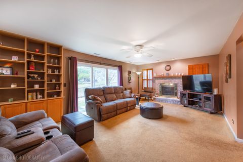 Tiny photo for 621 Kirkland Drive, Algonquin, IL 60102 (MLS # 12574425)