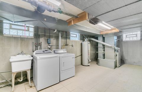 Tiny photo for 9712 S Kolmar Avenue, Oak Lawn, IL 60453 (MLS # 12623218)