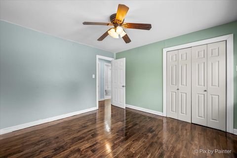 Tiny photo for 321 E Ardmore Avenue, Roselle, IL 60172 (MLS # 12532400)