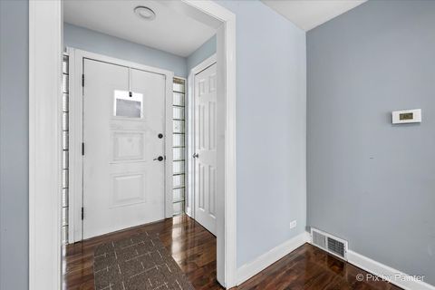 Tiny photo for 321 E Ardmore Avenue, Roselle, IL 60172 (MLS # 12532400)