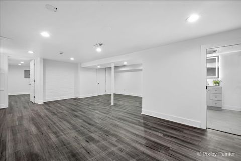 Tiny photo for 321 E Ardmore Avenue, Roselle, IL 60172 (MLS # 12532400)