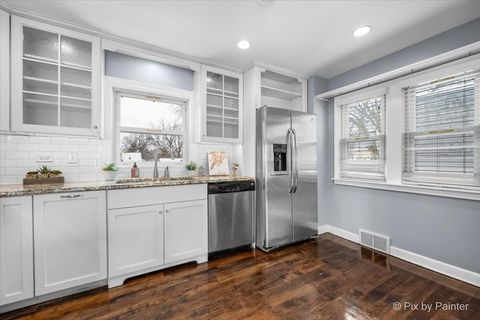 Tiny photo for 321 E Ardmore Avenue, Roselle, IL 60172 (MLS # 12532400)