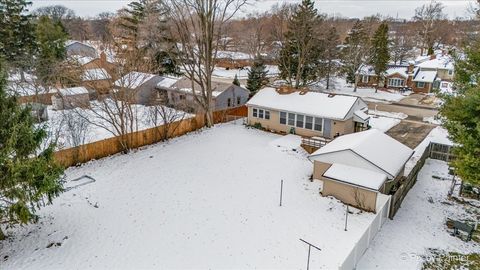 Tiny photo for 321 E Ardmore Avenue, Roselle, IL 60172 (MLS # 12532400)