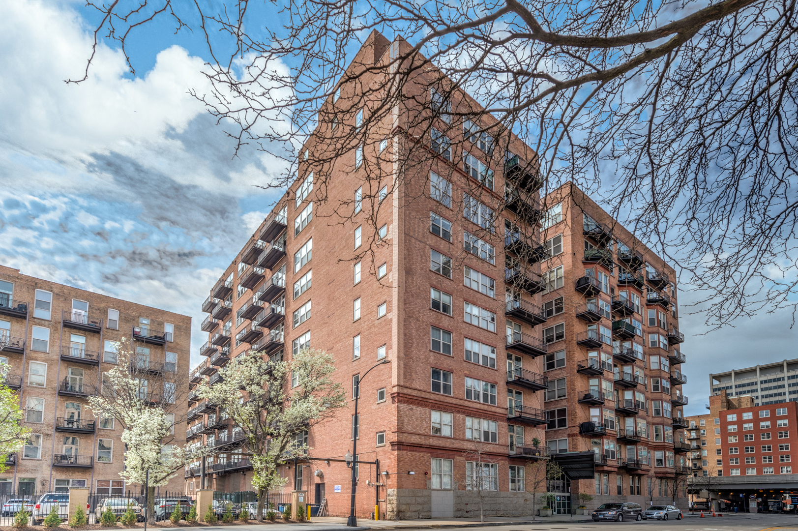 500 S CLINTON Street 227