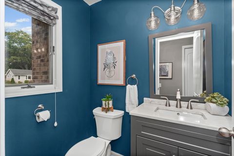 Tiny photo for 1101 N Stratford Road, Arlington Heights, IL 60004 (MLS # 12507362)