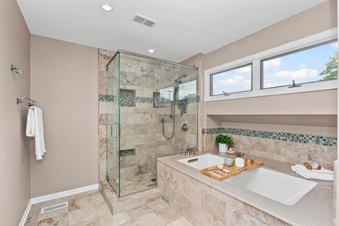 Tiny photo for 1101 N Stratford Road, Arlington Heights, IL 60004 (MLS # 12507362)