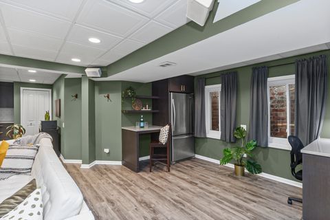 Tiny photo for 1101 N Stratford Road, Arlington Heights, IL 60004 (MLS # 12507362)