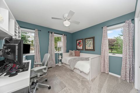 Tiny photo for 1101 N Stratford Road, Arlington Heights, IL 60004 (MLS # 12507362)