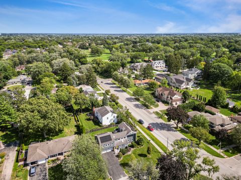 Tiny photo for 1101 N Stratford Road, Arlington Heights, IL 60004 (MLS # 12507362)