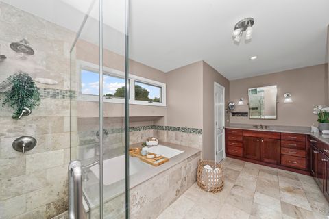 Tiny photo for 1101 N Stratford Road, Arlington Heights, IL 60004 (MLS # 12507362)