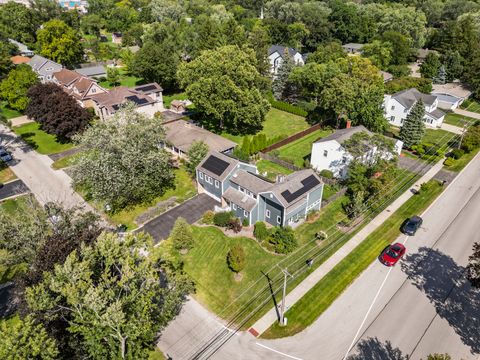 Tiny photo for 1101 N Stratford Road, Arlington Heights, IL 60004 (MLS # 12507362)