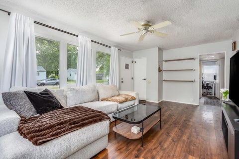 Tiny photo for 232 Westgate Drive, Aurora, IL 60506 (MLS # 12670690)