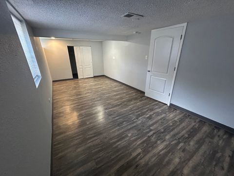 Tiny photo for 609 E 160th Place, South Holland, IL 60473 (MLS # 12578512)