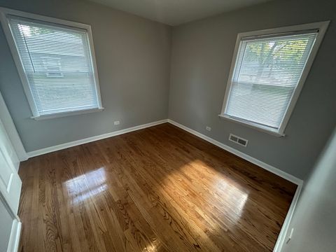 Tiny photo for 609 E 160th Place, South Holland, IL 60473 (MLS # 12578512)