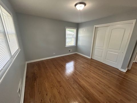 Tiny photo for 609 E 160th Place, South Holland, IL 60473 (MLS # 12578512)