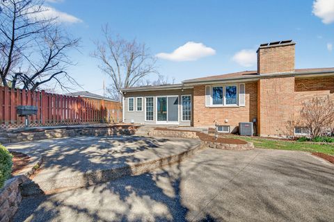 Tiny photo for 3911 Eastway Drive, Island Lake, IL 60042 (MLS # 12590035)