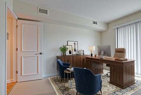 Tiny photo for 600 W Russell Street #306, Barrington, IL 60010 (MLS # 12565051)
