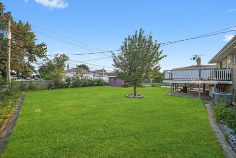 Tiny photo for 7803 Churchill Street, Morton Grove, IL 60053 (MLS # 12477846)