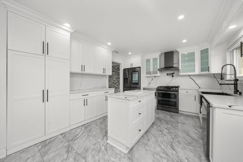 Tiny photo for 7803 Churchill Street, Morton Grove, IL 60053 (MLS # 12477846)