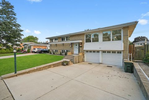 Tiny photo for 7803 Churchill Street, Morton Grove, IL 60053 (MLS # 12477846)